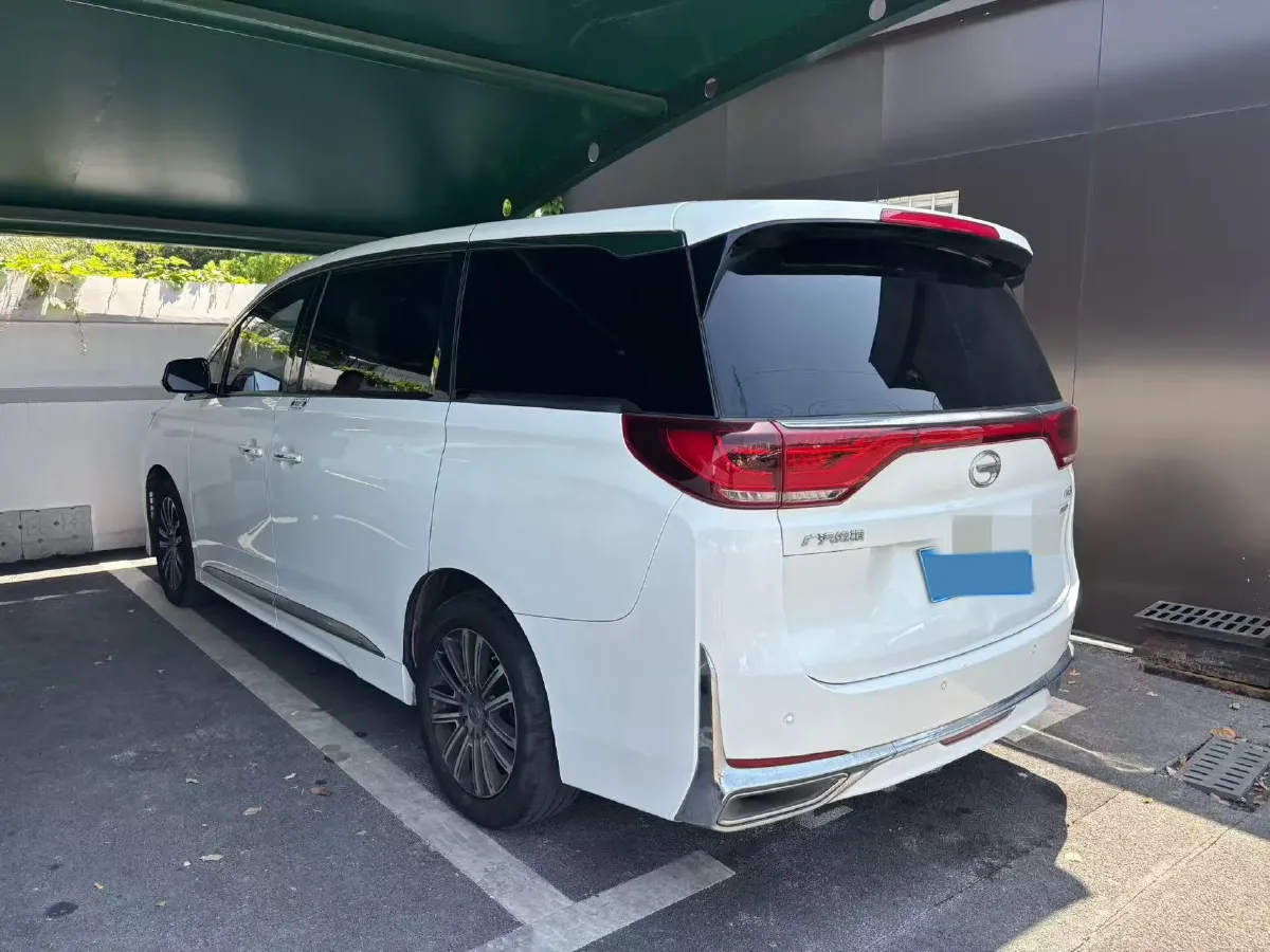 2021 GAC Trumpchi M8 2.0T 252HP L4 8AT,autocango,china used car exporter,china ev exporter,chinese used car exporter,chinese used ev exporter