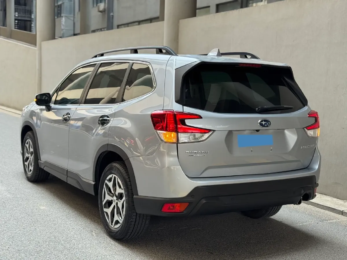 2022 Subaru Forester 2.0L 154HP H4 CVT,autocango,china used car exporter,china ev exporter,chinese used car exporter,chinese used ev exporter
