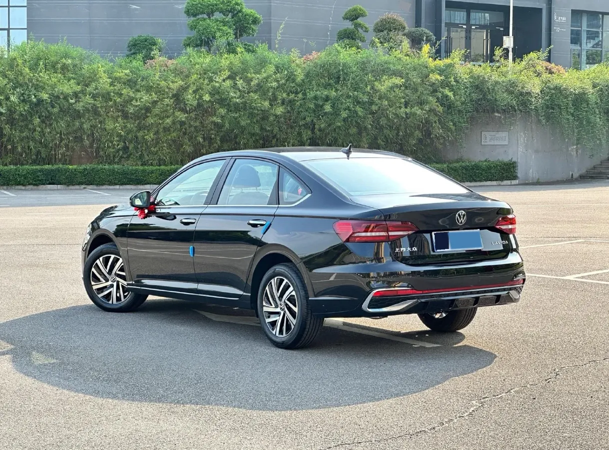 2024 Volkswagen Lavida 1.5L 110HP L4 6AT,autocango,china used car exporter,china ev exporter,chinese used car exporter,chinese used ev exporter