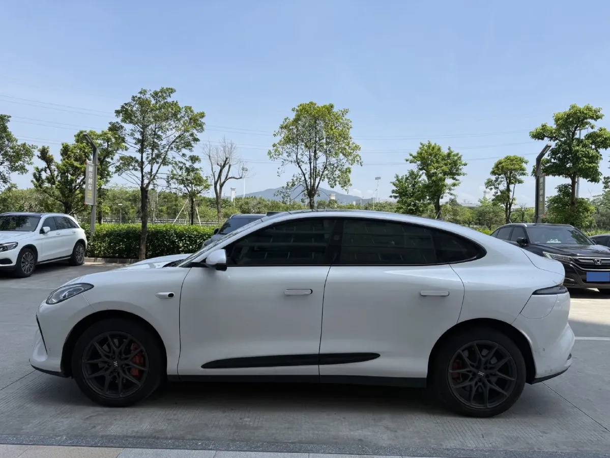 2023 IM LS6 BEV 100KWH,autocango,china used car exporter,china ev exporter,chinese used car exporter,chinese used ev exporter
