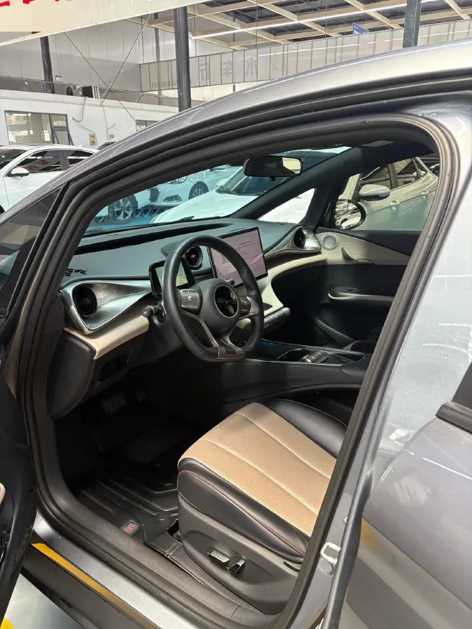 2023 BYD Dolphin BEV 44.928KWH,autocango,china used car exporter,china ev exporter,chinese used car exporter,chinese used ev exporter