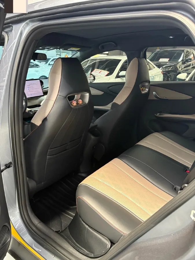 2023 BYD Dolphin BEV 44.928KWH,autocango,china used car exporter,china ev exporter,chinese used car exporter,chinese used ev exporter