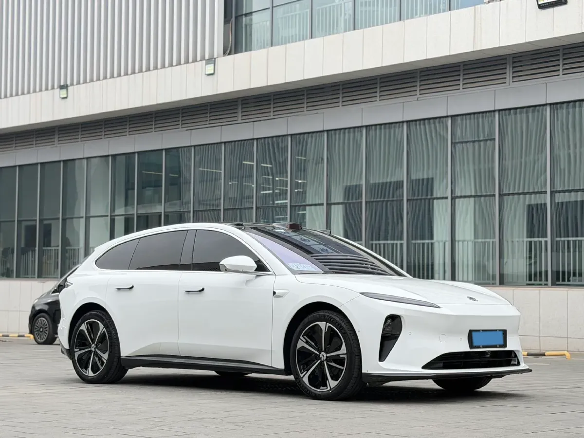 2024 NIO ET5T BEV 75KWH,autocango,china used car exporter,china ev exporter,chinese used car exporter,chinese used ev exporter