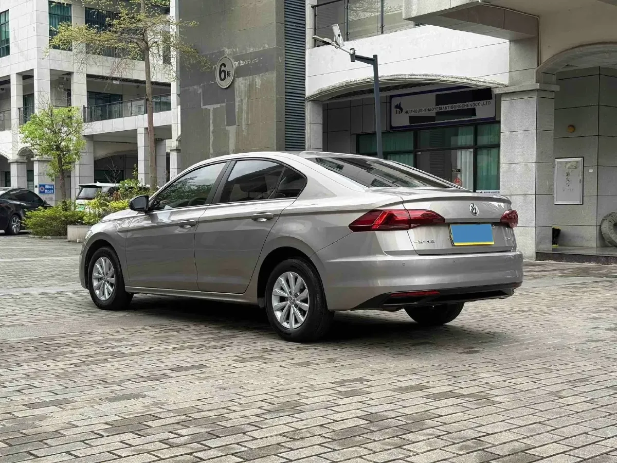 2019 Bestune T77 1.2T 143HP L4 7DCT,autocango,china used car exporter,china ev exporter,chinese used car exporter,chinese used ev exporter