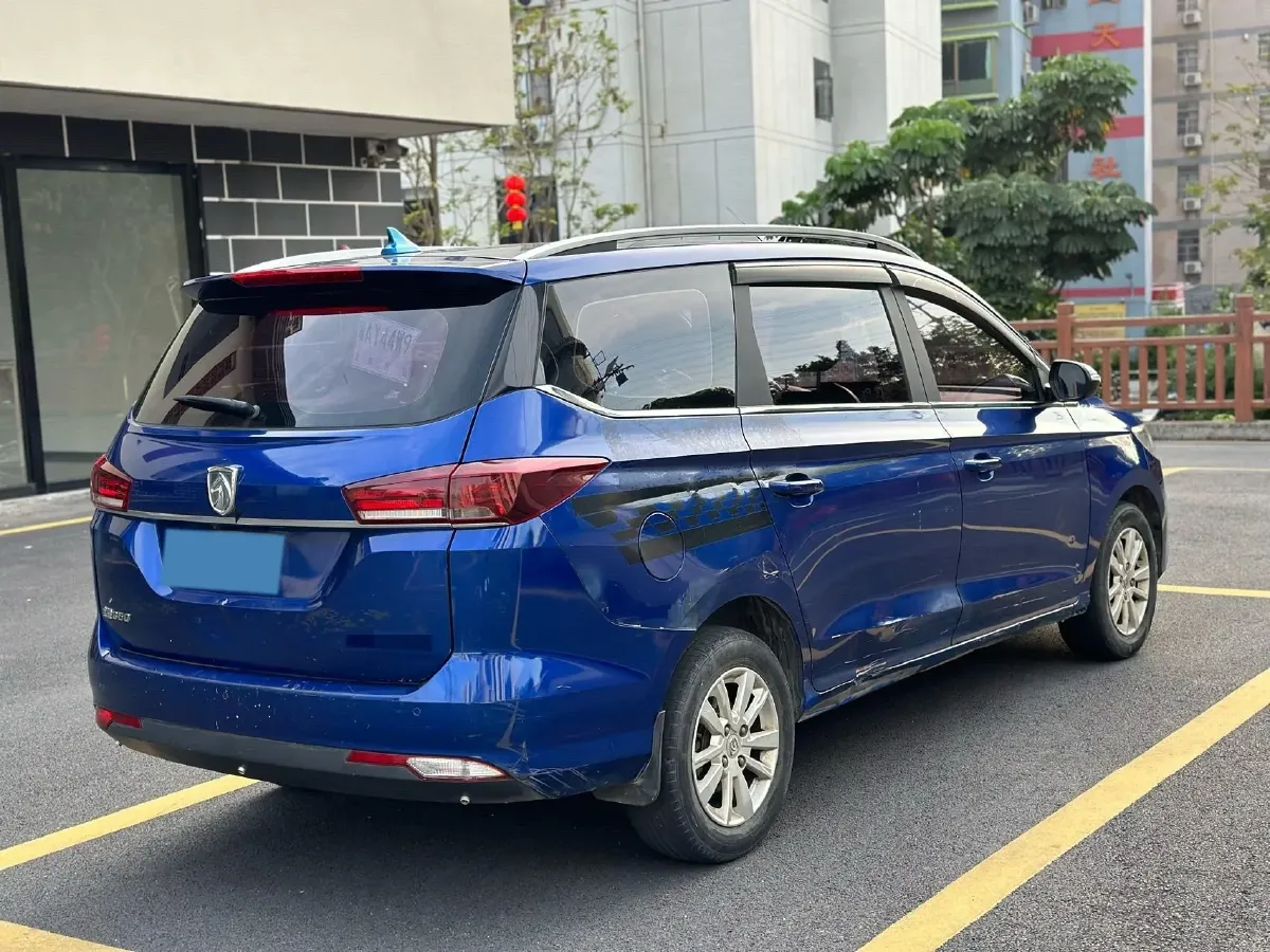2018 BaoJun 360 1.5L 112HP L4 6MT,autocango,china used car exporter,china ev exporter,chinese used car exporter,chinese used ev exporter