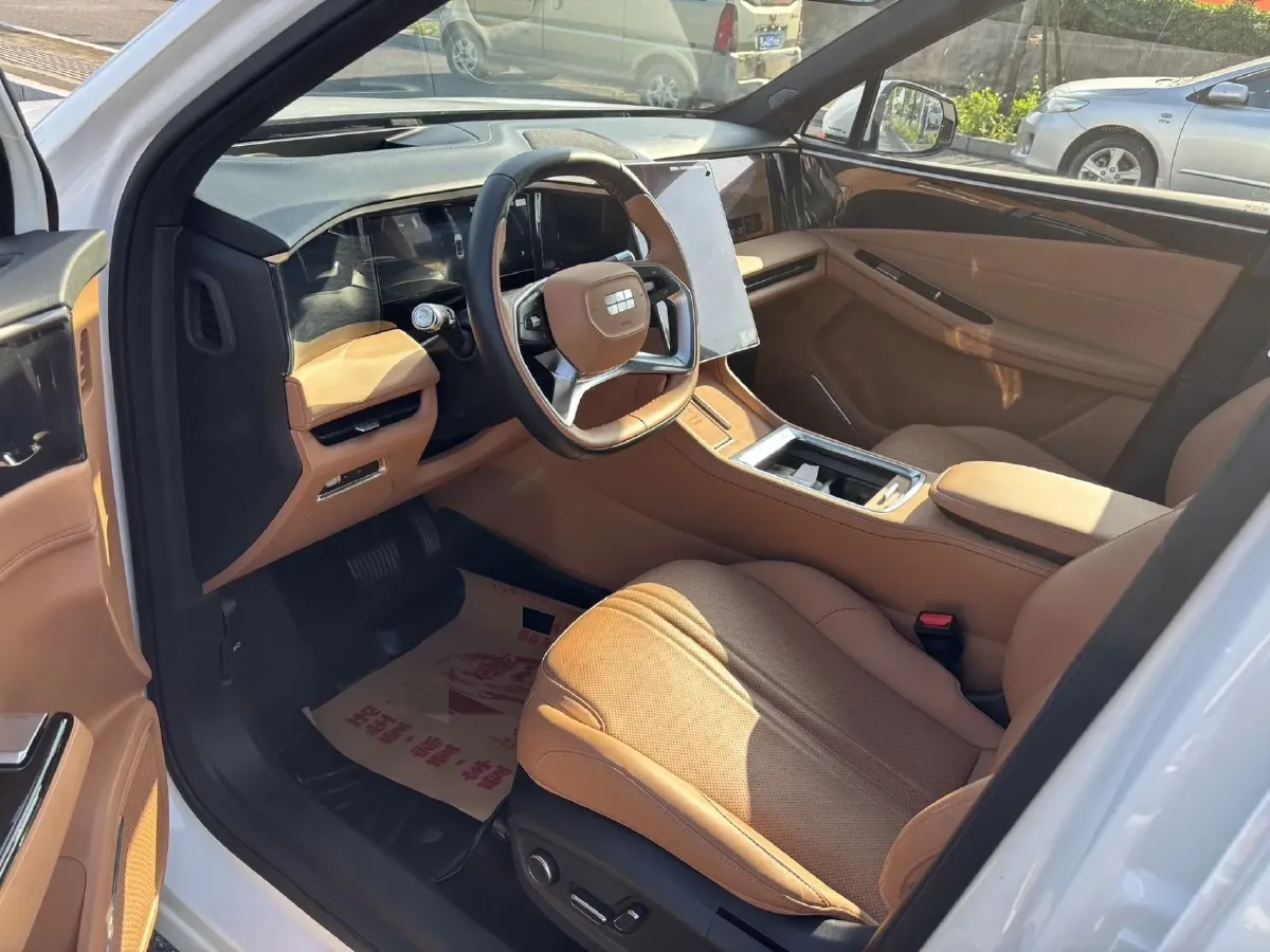 2025 Geely Galaxy L7 1.5L 112HP L4 1DHT PHEV 18.4KWH,autocango,china used car exporter,china ev exporter,chinese used car exporter,chinese used ev exporter