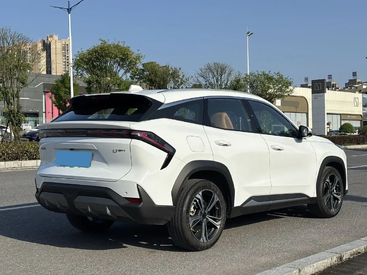 2025 Geely Galaxy L7 1.5L 112HP L4 1DHT PHEV 18.4KWH,autocango,china used car exporter,china ev exporter,chinese used car exporter,chinese used ev exporter