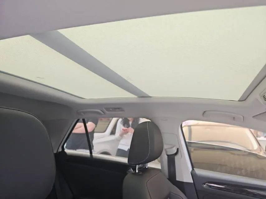 2022 Volkswagen T-Roc 1.4T 150HP L4 7DCT,autocango,china used car exporter,china ev exporter,chinese used car exporter,chinese used ev exporter