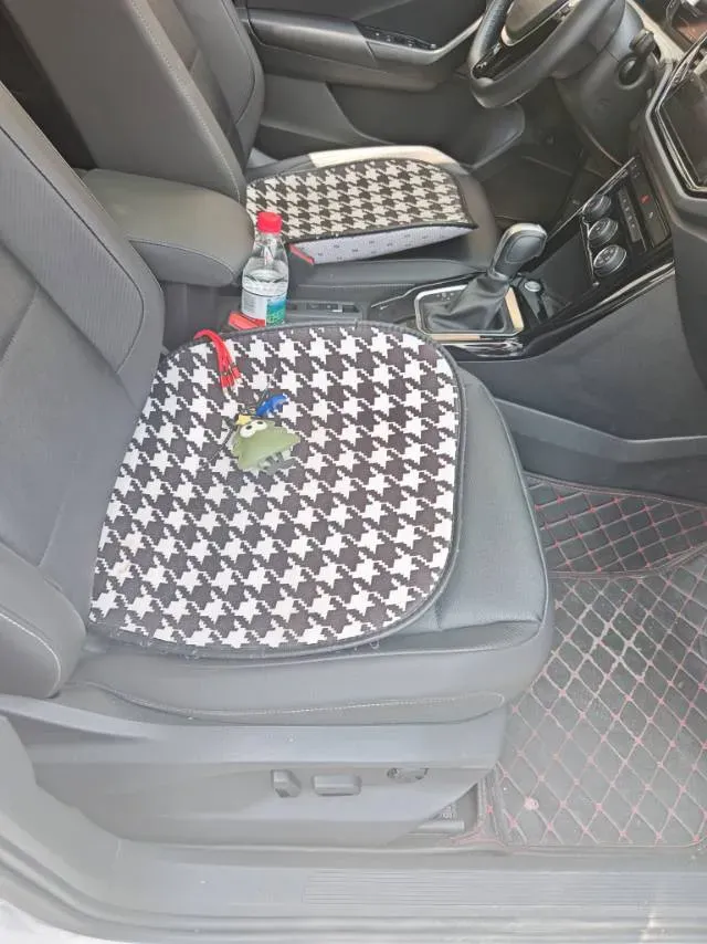 2022 Volkswagen T-Roc 1.4T 150HP L4 7DCT,autocango,china used car exporter,china ev exporter,chinese used car exporter,chinese used ev exporter