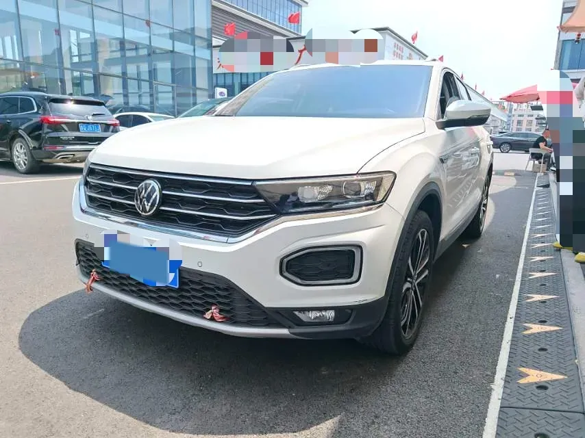 2022 Volkswagen T-Roc 1.4T 150HP L4 7DCT,autocango,china used car exporter,china ev exporter,chinese used car exporter,chinese used ev exporter