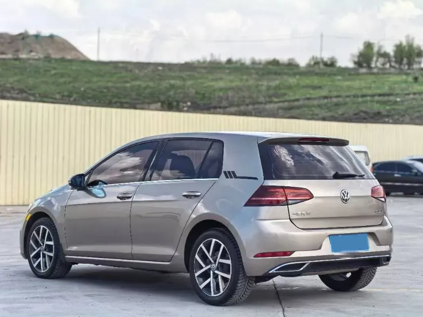 2018 Volkswagen Golf 1.4T 131HP L4 7DCT,autocango,china used car exporter,china ev exporter,chinese used car exporter,chinese used ev exporter