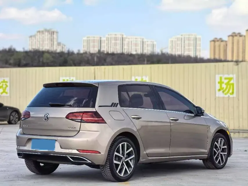 2018 Volkswagen Golf 1.4T 131HP L4 7DCT,autocango,china used car exporter,china ev exporter,chinese used car exporter,chinese used ev exporter
