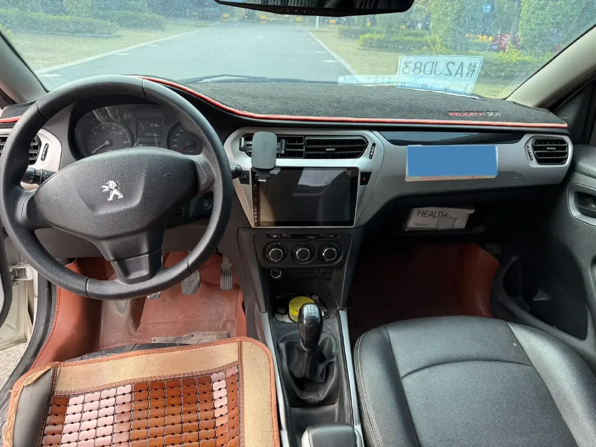 2017 Peugeot 301 1.6L 117HP L4 5MT,autocango,china used car exporter,china ev exporter,chinese used car exporter,chinese used ev exporter