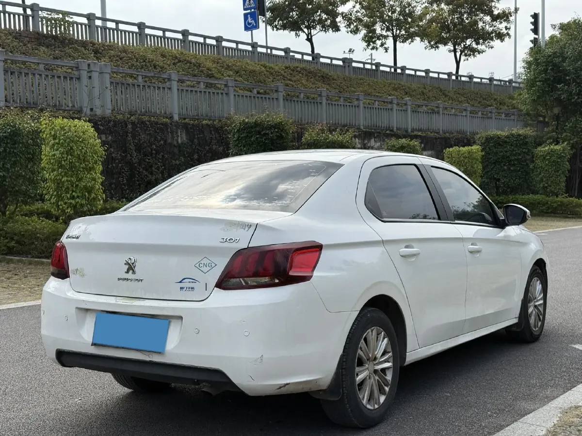 2017 Peugeot 301 1.6L 117HP L4 5MT,autocango,china used car exporter,china ev exporter,chinese used car exporter,chinese used ev exporter