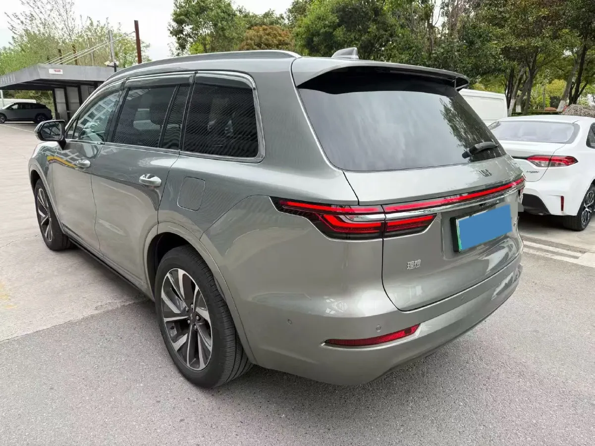 2021 Li ONE Range Extended 131HP REEV 40.5KWH,autocango,china used car exporter,china ev exporter,chinese used car exporter,chinese used ev exporter