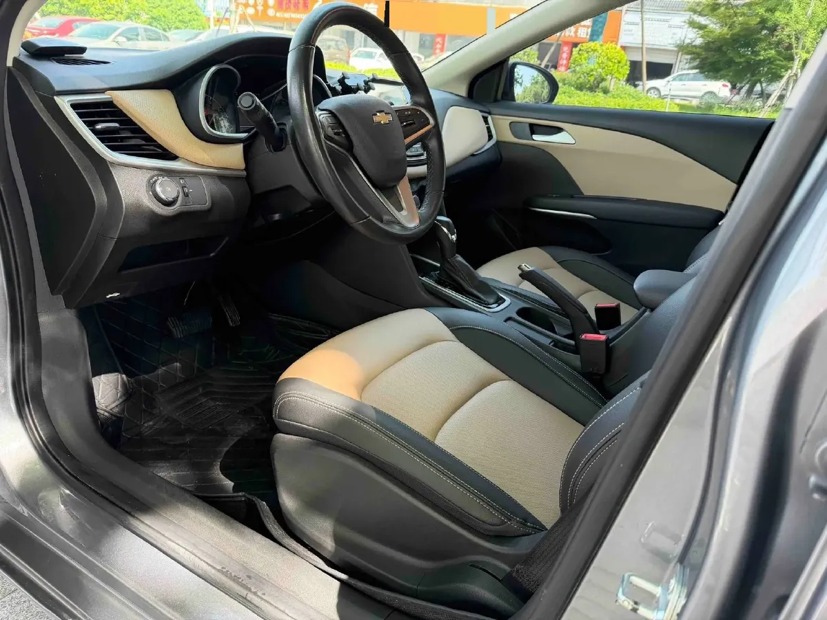 2020 Chevrolet Monza 1.5L 113HP L4 6AT,autocango,china used car exporter,china ev exporter,chinese used car exporter,chinese used ev exporter