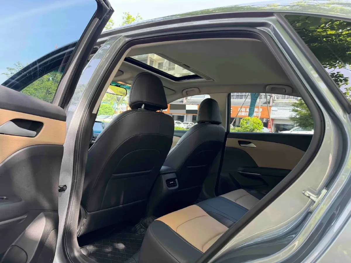 2020 Chevrolet Monza 1.5L 113HP L4 6AT,autocango,china used car exporter,china ev exporter,chinese used car exporter,chinese used ev exporter