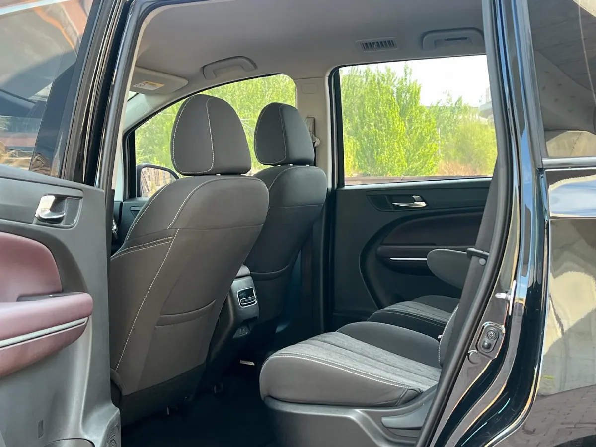 2023 GAC Trumpchi M6 1.5T 177HP L4 7DCT,autocango,china used car exporter,china ev exporter,chinese used car exporter,chinese used ev exporter