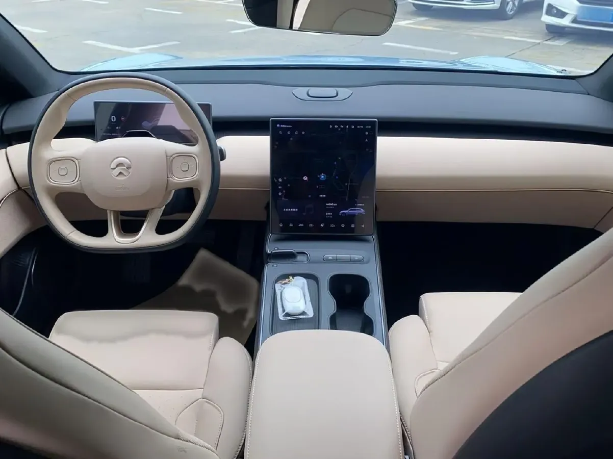 2023 NIO ET5T BEV 75KWH,autocango,china used car exporter,china ev exporter,chinese used car exporter,chinese used ev exporter