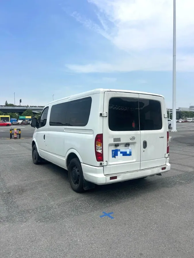 2021 MAXUS XinTu V80 2.0T 139HP L4 6MT,autocango,china used car exporter,china ev exporter,chinese used car exporter,chinese used ev exporter