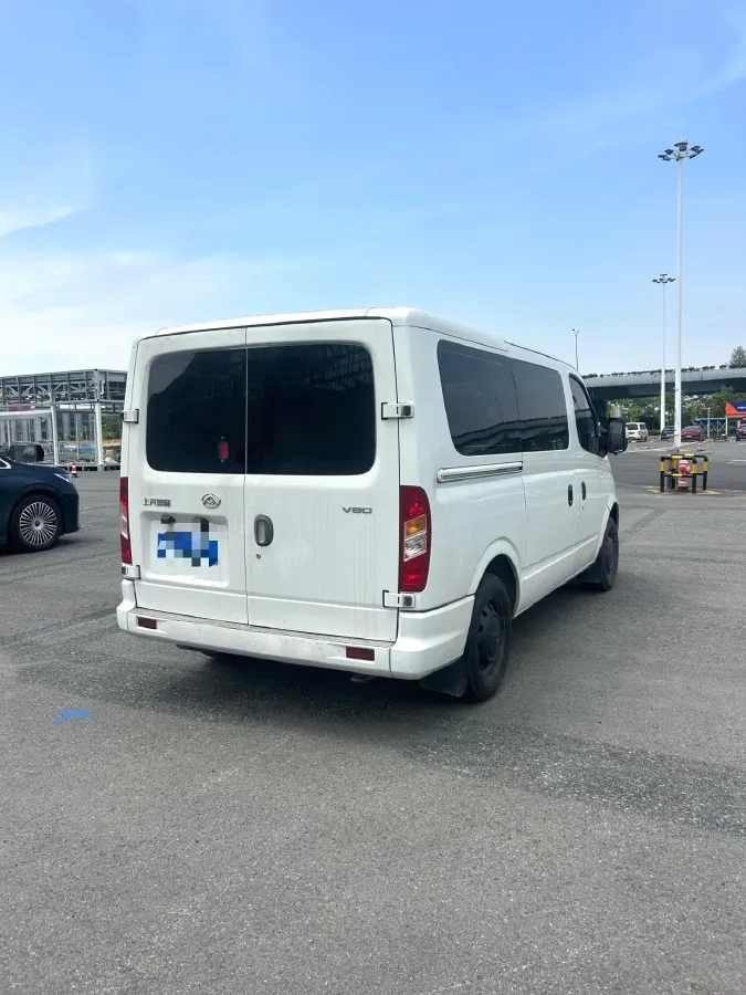 2021 MAXUS XinTu V80 2.0T 139HP L4 6MT,autocango,china used car exporter,china ev exporter,chinese used car exporter,chinese used ev exporter