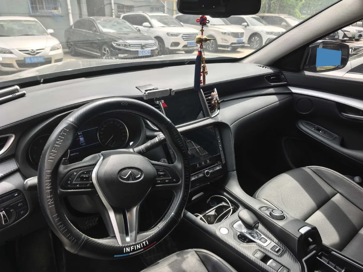 2024 Infiniti QX50 2.0T 245HP L4 CVT,autocango,china used car exporter,china ev exporter,chinese used car exporter,chinese used ev exporter