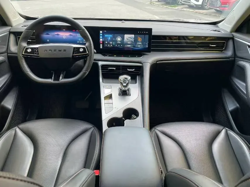 2023 Roewe RX5 1.5T 188HP L4 7DCT,autocango,china used car exporter,china ev exporter,chinese used car exporter,chinese used ev exporter