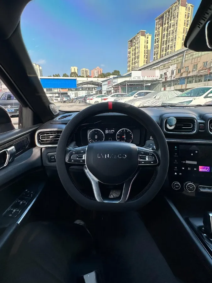 2018 Toyota C-HR 2.0L 171HP L4 CVT,autocango,china used car exporter,china ev exporter,chinese used car exporter,chinese used ev exporter