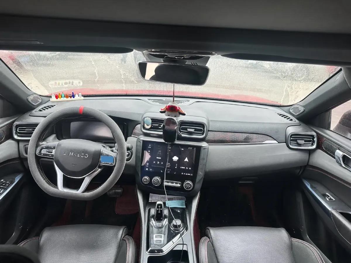 2018 Toyota C-HR 2.0L 171HP L4 CVT,autocango,china used car exporter,china ev exporter,chinese used car exporter,chinese used ev exporter