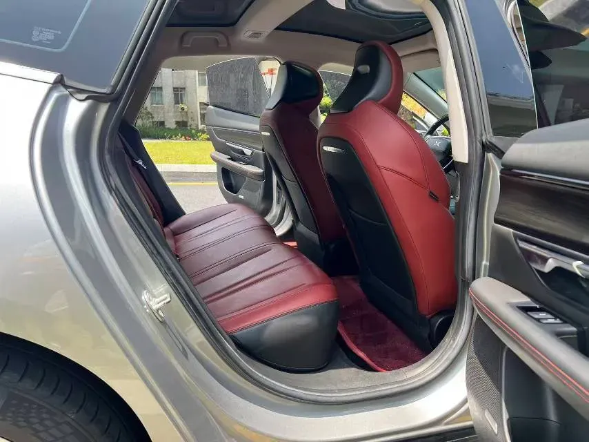 2022 Xpeng P7 BEV 83.1KWH,autocango,china used car exporter,china ev exporter,chinese used car exporter,chinese used ev exporter