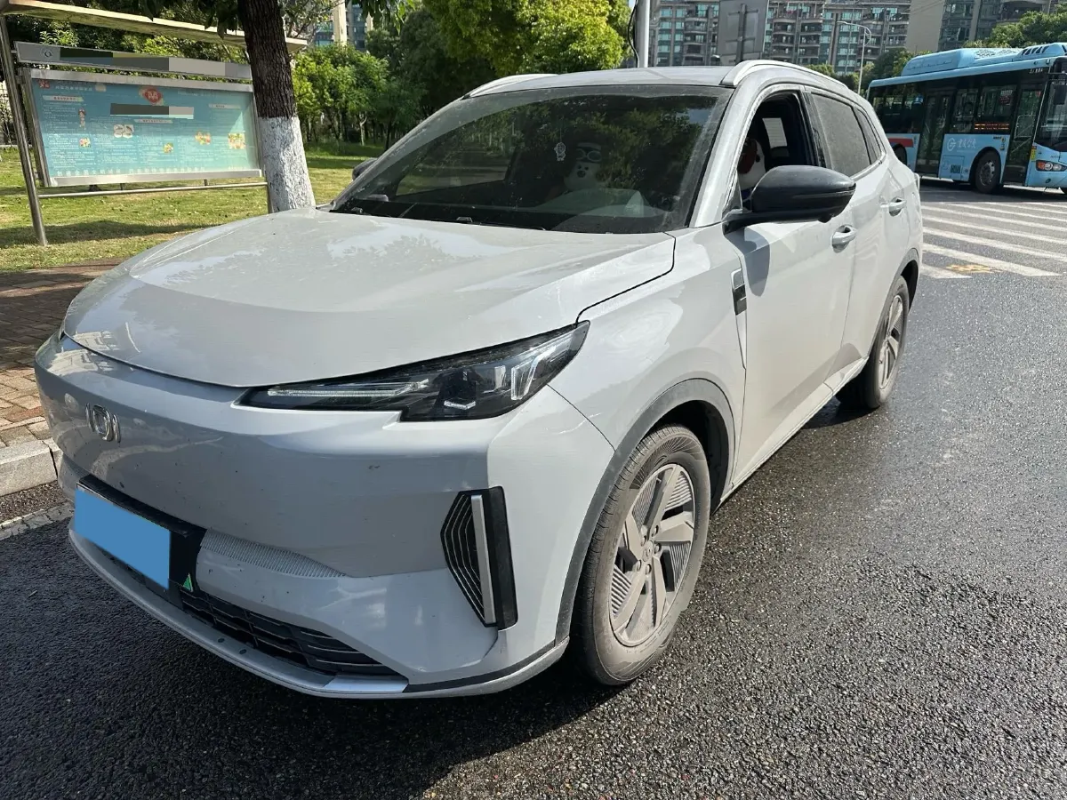 2024 ChangAn QiYuan Q05 Classic 1.5L 110HP L4 E-CVT PHEV 18.4KWH,autocango,china used car exporter,china ev exporter,chinese used car exporter,chinese used ev exporter
