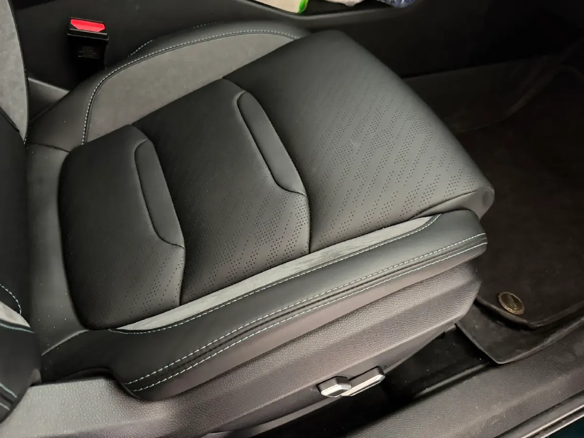 2023 Geely Preface 2.0T 190HP L4 7DCT,autocango,china used car exporter,china ev exporter,chinese used car exporter,chinese used ev exporter