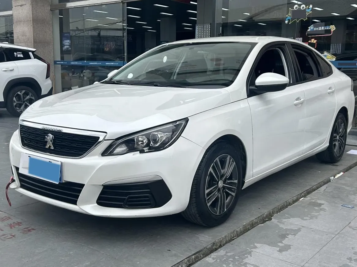 2018 Peugeot 308 1.6L 117HP L4 5MT,autocango,china used car exporter,china ev exporter,chinese used car exporter,chinese used ev exporter