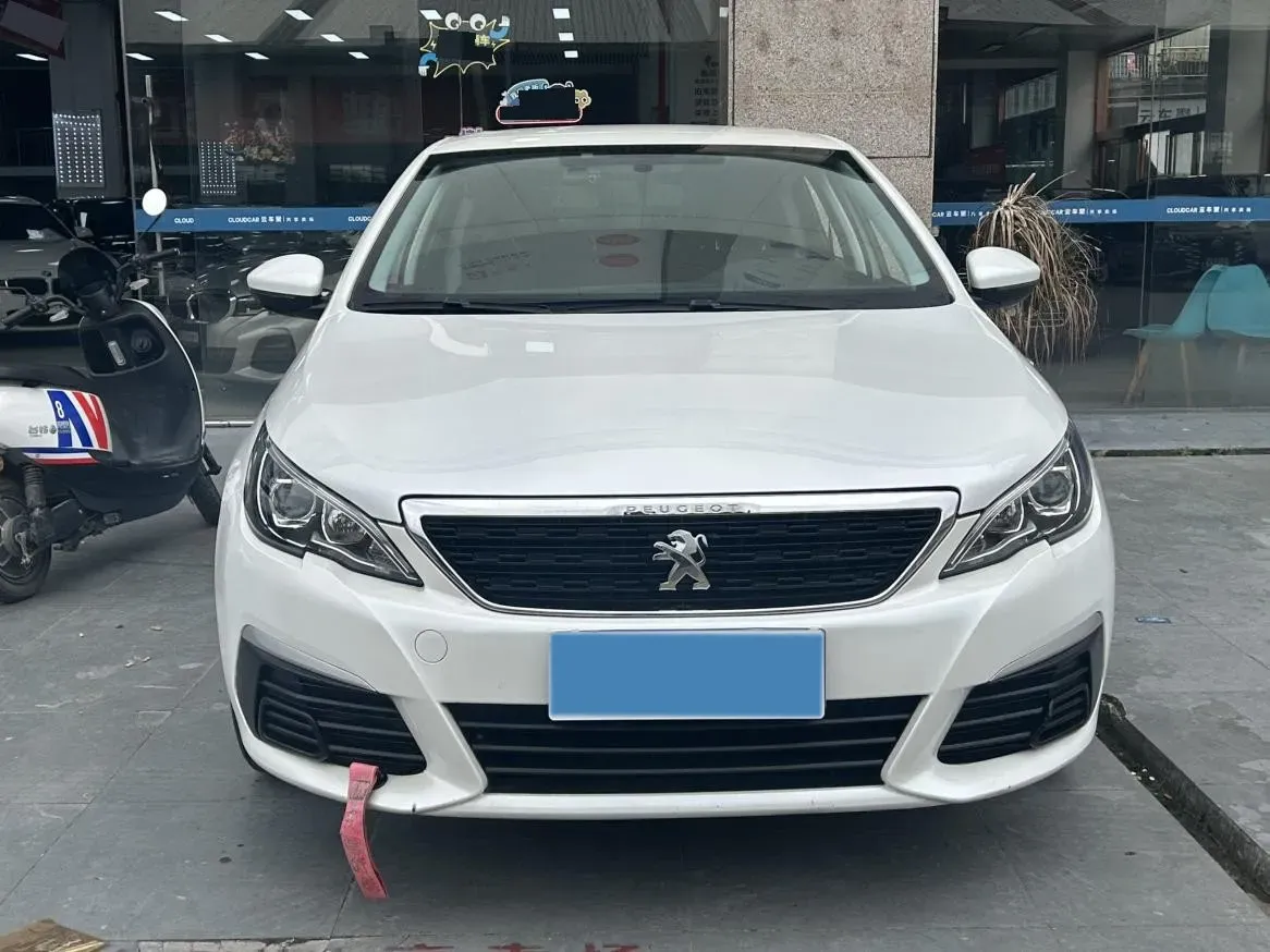 2018 Peugeot 308 1.6L 117HP L4 5MT,autocango,china used car exporter,china ev exporter,chinese used car exporter,chinese used ev exporter
