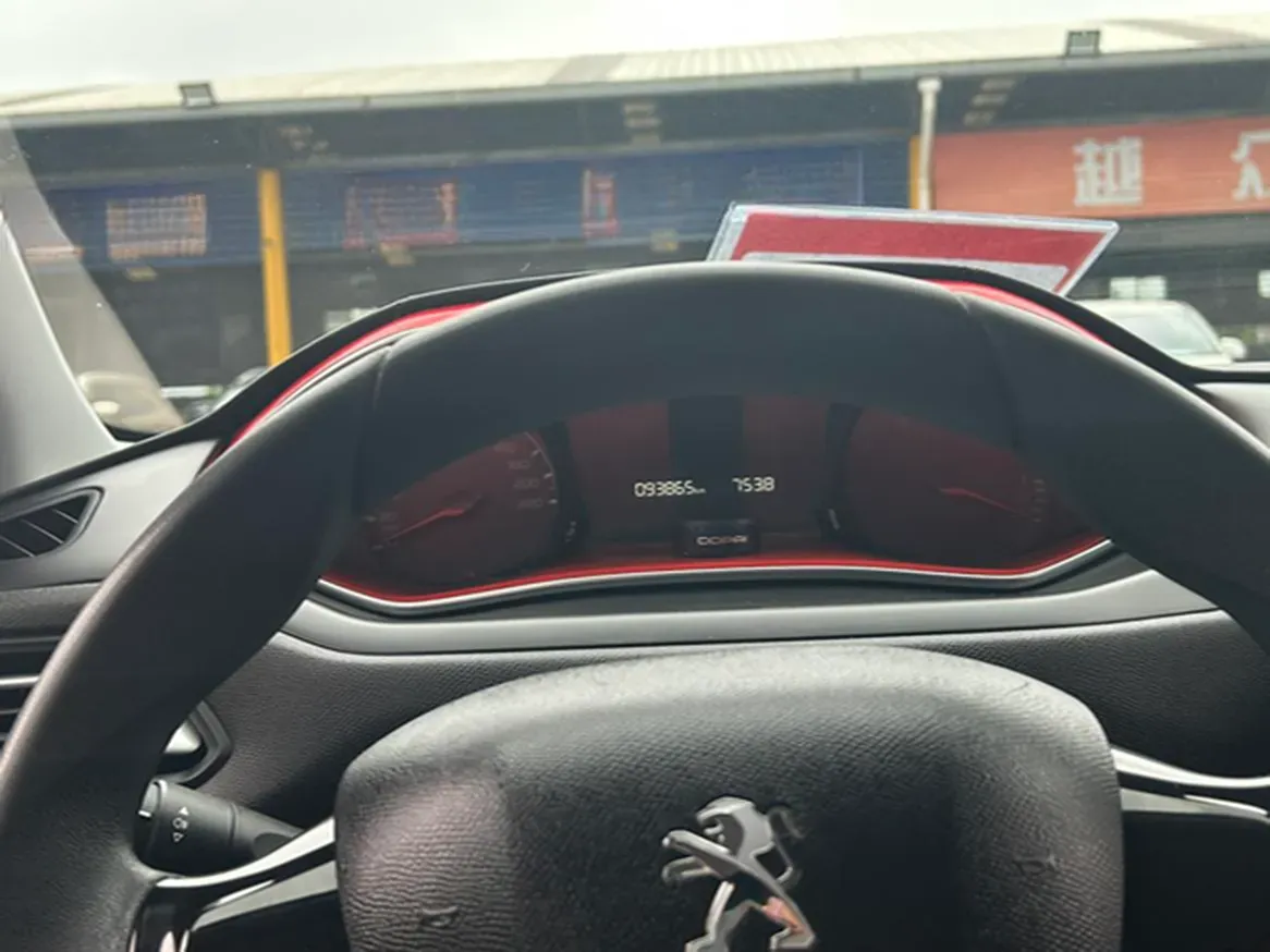 2018 Peugeot 308 1.6L 117HP L4 5MT,autocango,china used car exporter,china ev exporter,chinese used car exporter,chinese used ev exporter