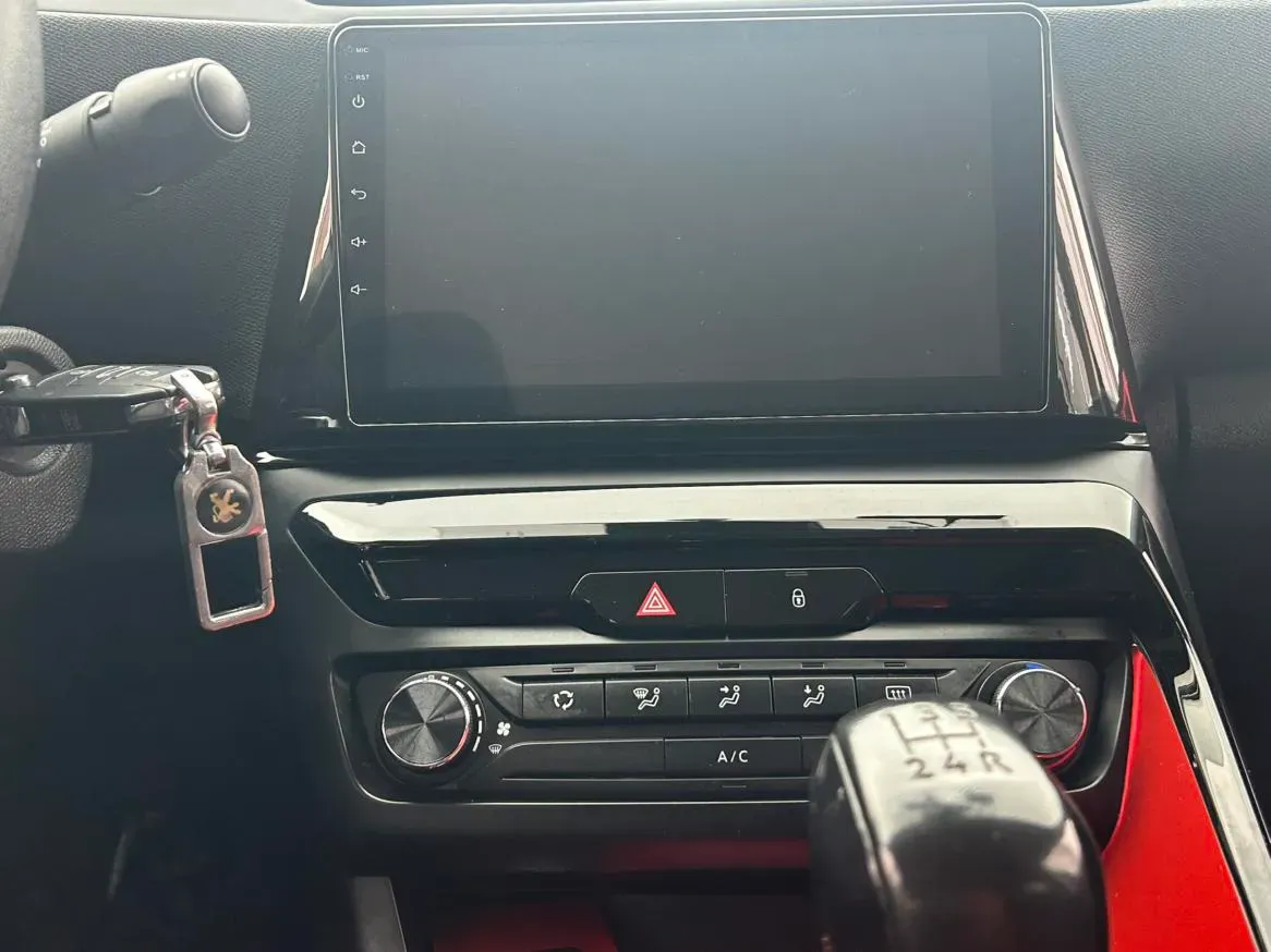 2018 Peugeot 308 1.6L 117HP L4 5MT,autocango,china used car exporter,china ev exporter,chinese used car exporter,chinese used ev exporter