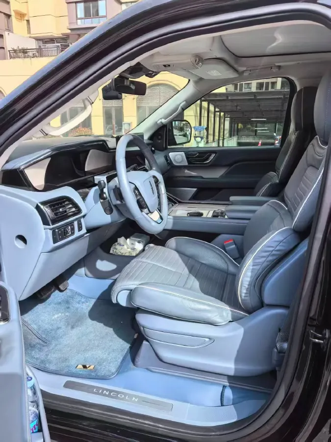 2022 Lincoln Navigator 3.5T 415HP V6 10AT,autocango,china used car exporter,china ev exporter,chinese used car exporter,chinese used ev exporter