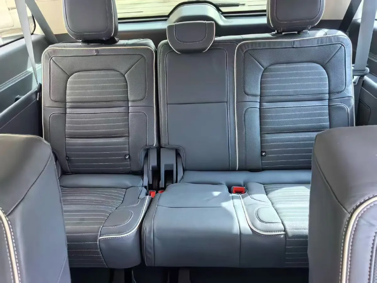 2022 Lincoln Navigator 3.5T 415HP V6 10AT,autocango,china used car exporter,china ev exporter,chinese used car exporter,chinese used ev exporter