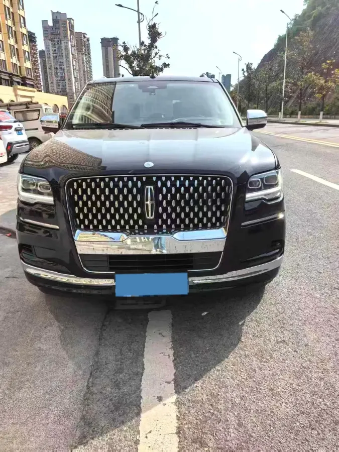 2022 Lincoln Navigator 3.5T 415HP V6 10AT,autocango,china used car exporter,china ev exporter,chinese used car exporter,chinese used ev exporter