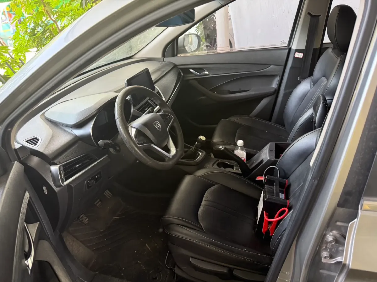 2019 BaoJun 360 1.5L 105HP L4 6MT,autocango,china used car exporter,china ev exporter,chinese used car exporter,chinese used ev exporter