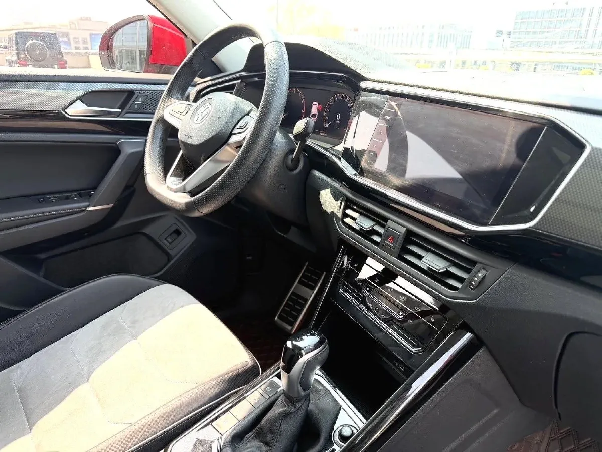 2020 Volkswagen Tayron X 2.0T 186HP L4 7DCT,autocango,china used car exporter,china ev exporter,chinese used car exporter,chinese used ev exporter