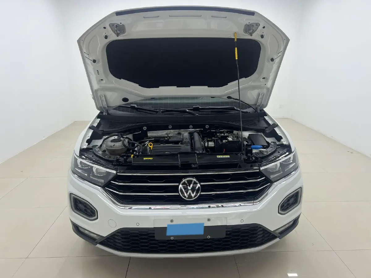 2022 Volkswagen T-Roc 1.4T 150HP L4 7DCT,autocango,china used car exporter,china ev exporter,chinese used car exporter,chinese used ev exporter