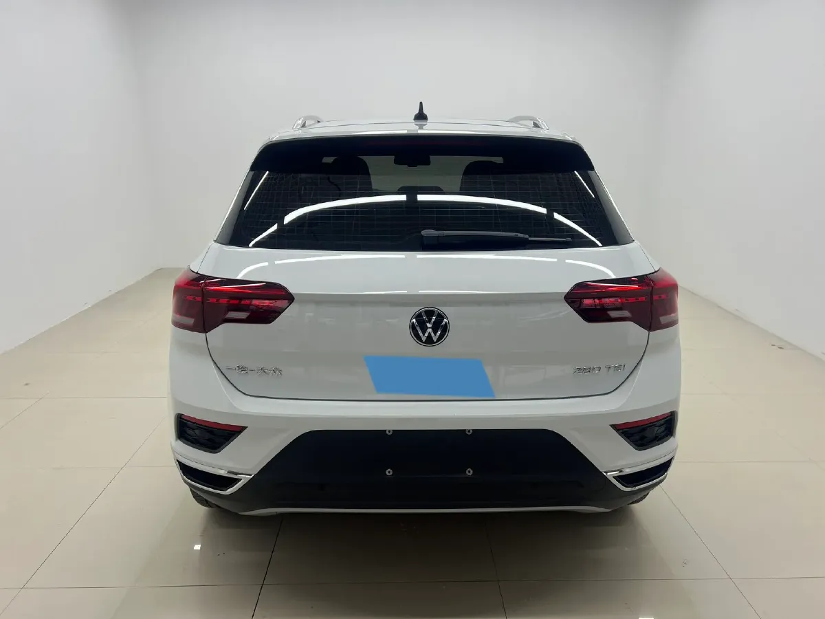 2022 Volkswagen T-Roc 1.4T 150HP L4 7DCT,autocango,china used car exporter,china ev exporter,chinese used car exporter,chinese used ev exporter