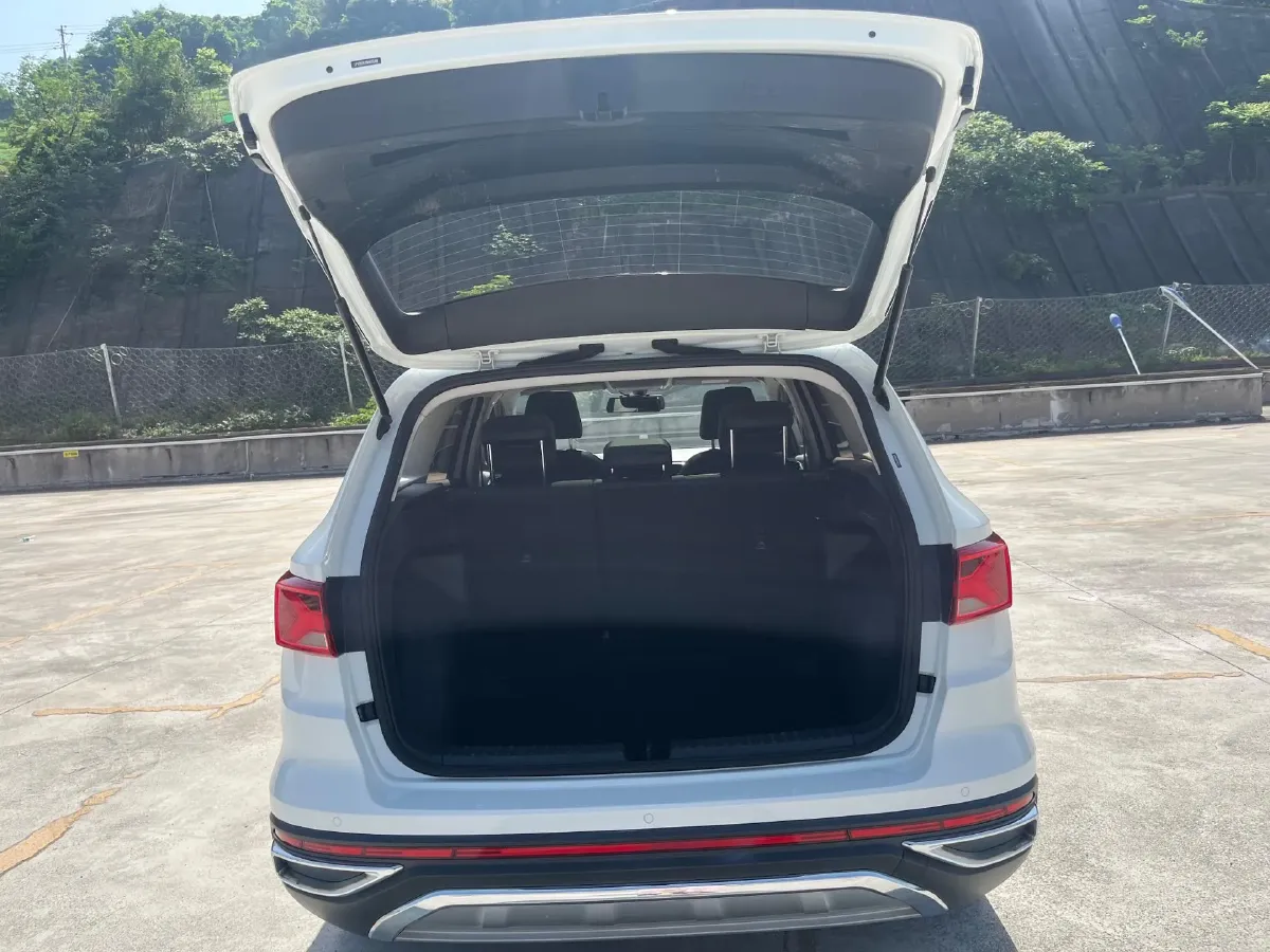 2021 Jetta VS7 1.4T 150HP L4 6AT,autocango,china used car exporter,china ev exporter,chinese used car exporter,chinese used ev exporter