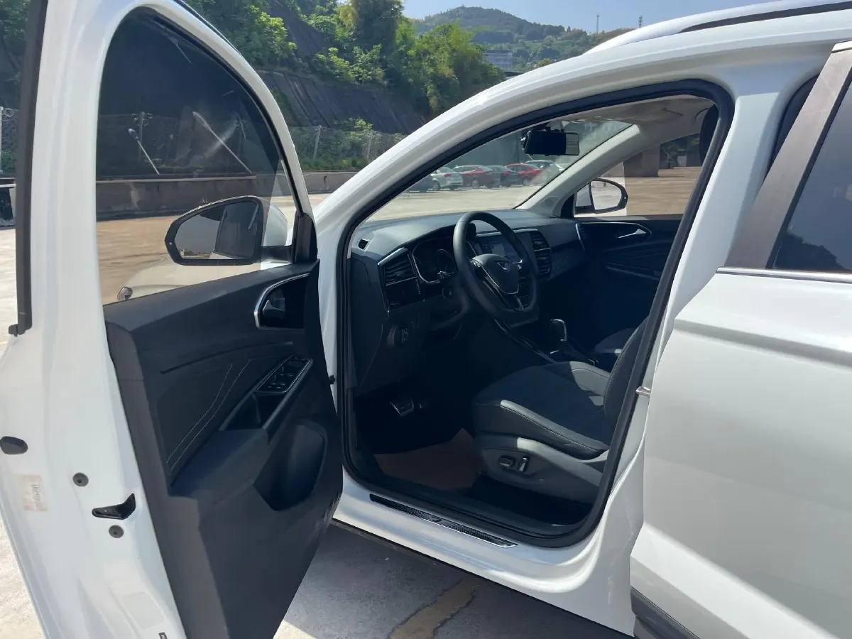 2021 Jetta VS7 1.4T 150HP L4 6AT,autocango,china used car exporter,china ev exporter,chinese used car exporter,chinese used ev exporter