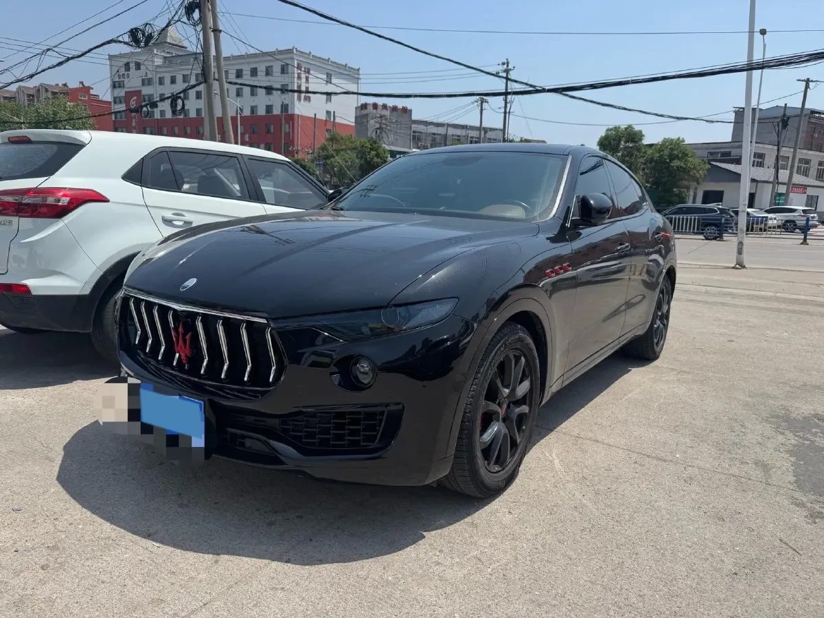 2022 Maserati Levante 2.0T 330HP L4 8AT,autocango,china used car exporter,china ev exporter,chinese used car exporter,chinese used ev exporter