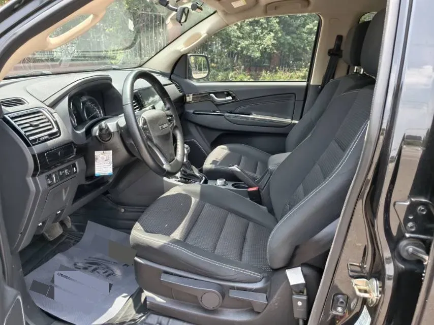 2020 Isuzu Mu-X 1.9T 166HP L4 6AT,autocango,china used car exporter,china ev exporter,chinese used car exporter,chinese used ev exporter