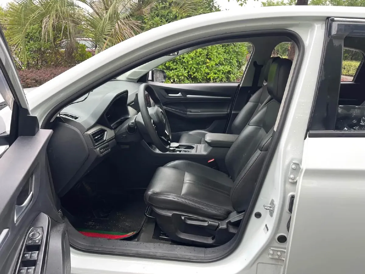 2021 Weltmeister E.5 BEV 49.92KWH,autocango,china used car exporter,china ev exporter,chinese used car exporter,chinese used ev exporter