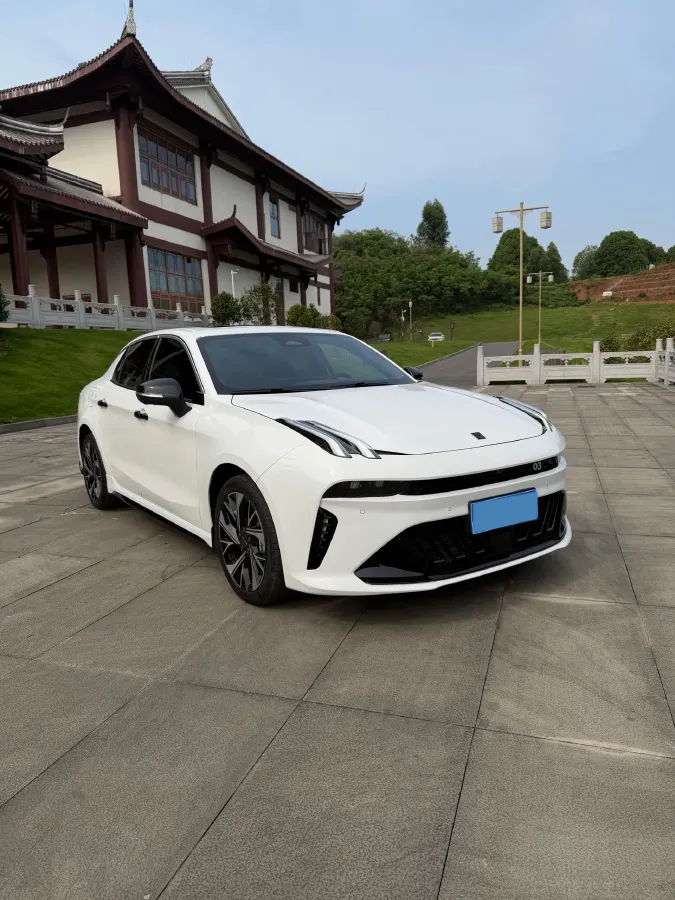 2025 LYNK&CO 03 1.5T 181HP L4 7DCT,autocango,china used car exporter,china ev exporter,chinese used car exporter,chinese used ev exporter