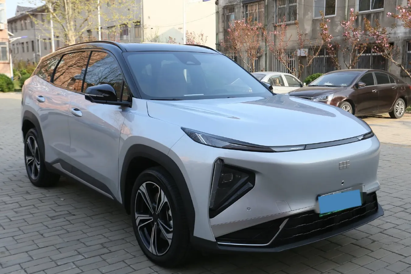 2025 Geely Galaxy L7 1.5L 112HP L4 1DHT PHEV 18.4KWH,autocango,china used car exporter,china ev exporter,chinese used car exporter,chinese used ev exporter